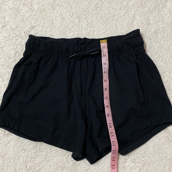 ❤️ Lululemon Inner Glow High Rise Modal Short 3" Black Size 6 - Picture 8 of 9